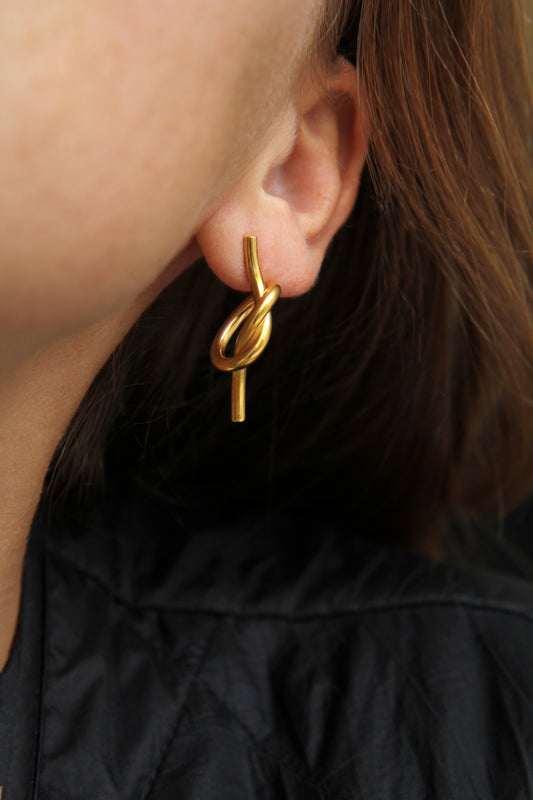 Gold-plated Silver Knot Earrings - medium