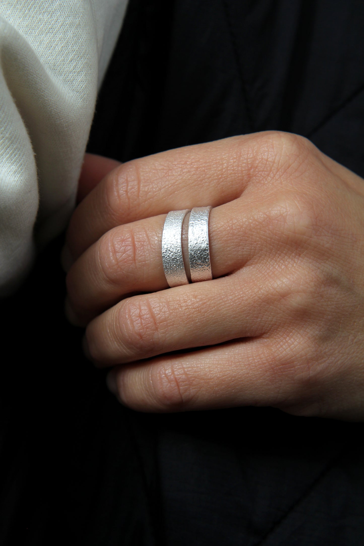 Silver Narrow Ribbon Ring