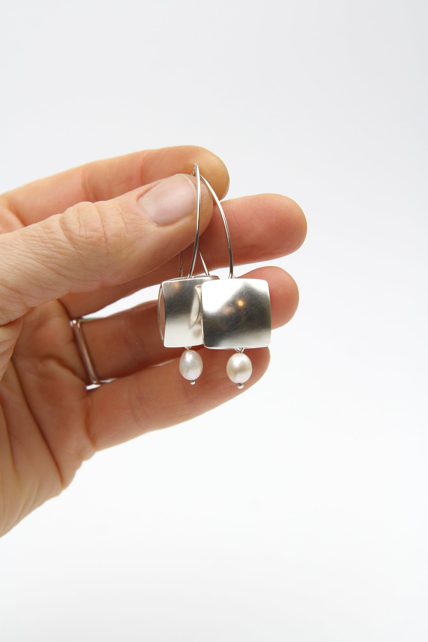 Silver Pillow Dangle Earrings With Pearl