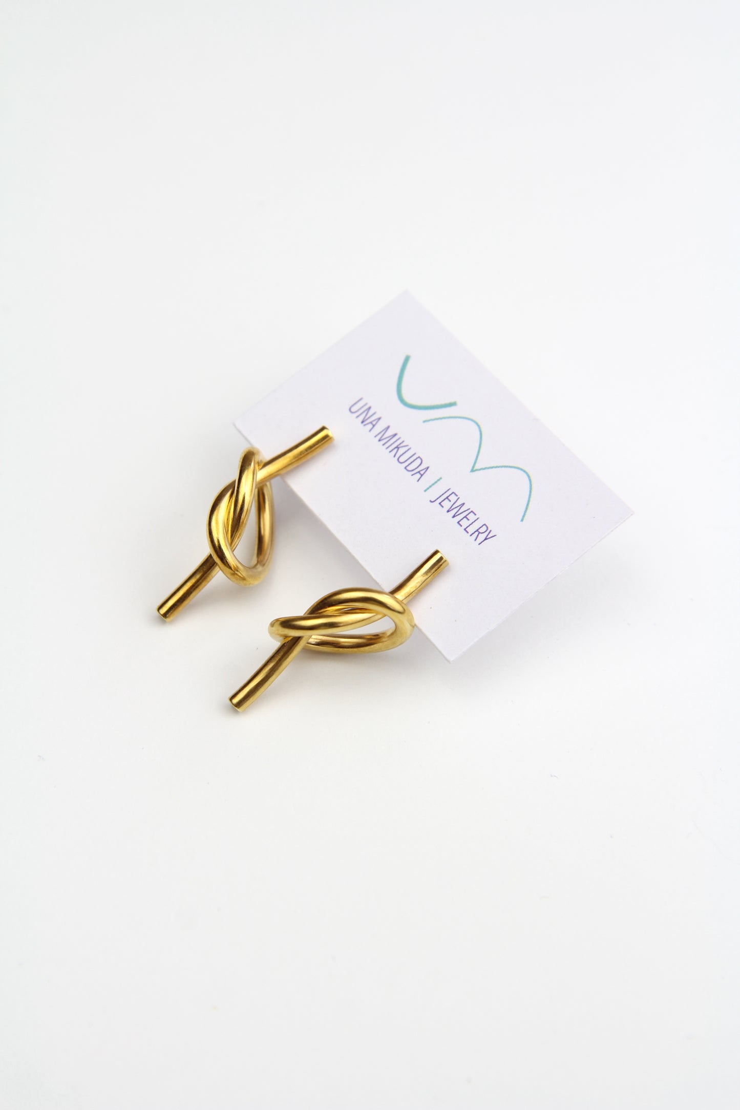 NEW! Gold-plated Silver Knot Earrings - Medium