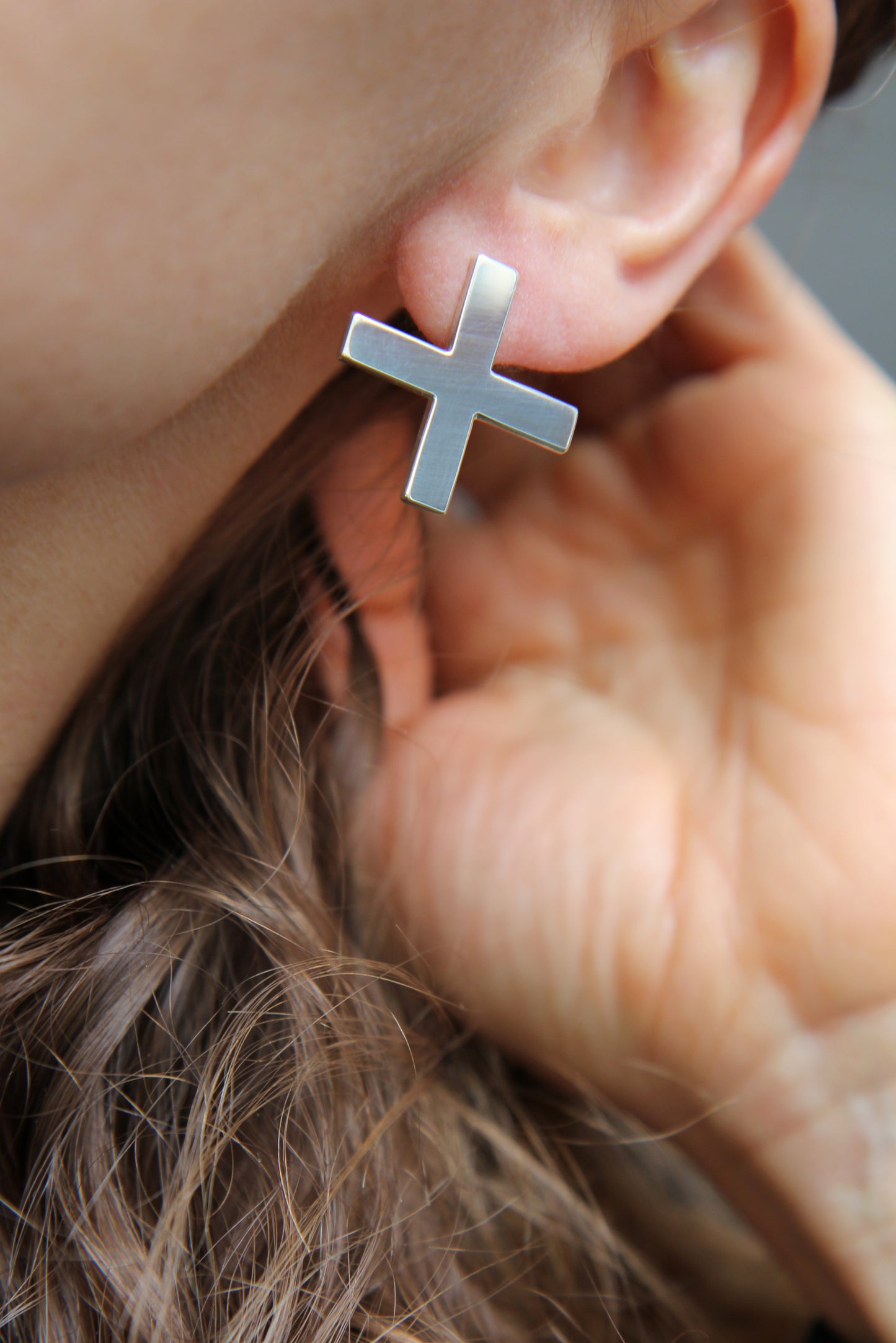 NEW! ✨ Cross & Circle Silver Earrings
