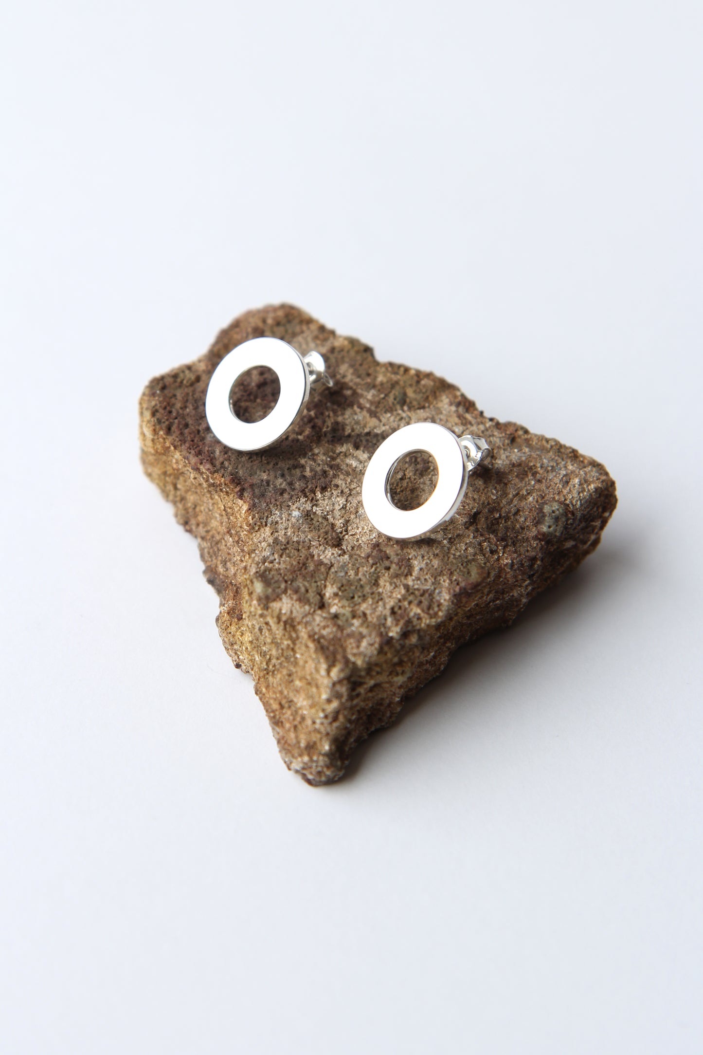 NEW! ✨ Circle Line Silver Earrings - SMALL