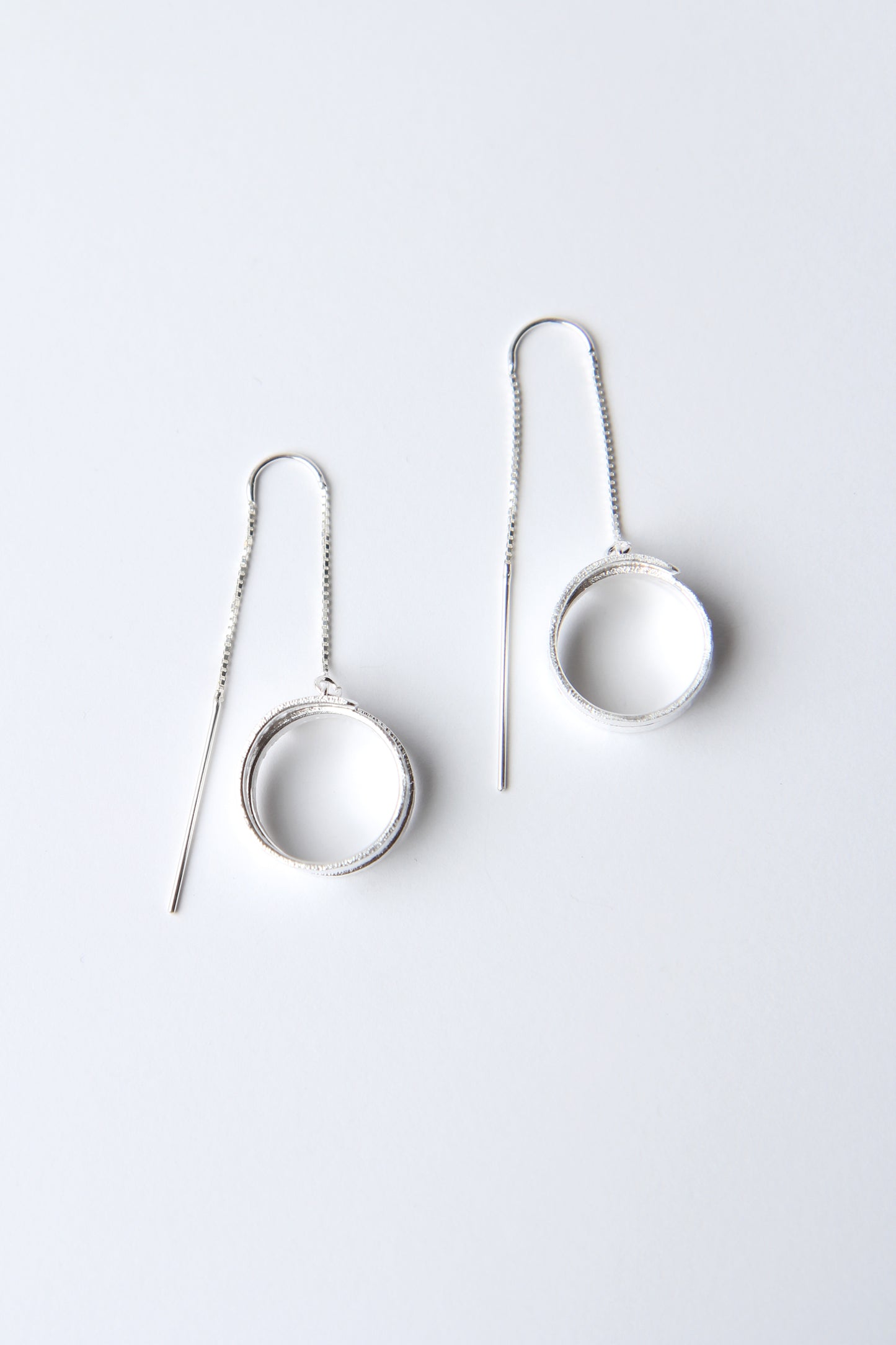 NEW! ✨ Fine Ribbon Silver Chain Earrings