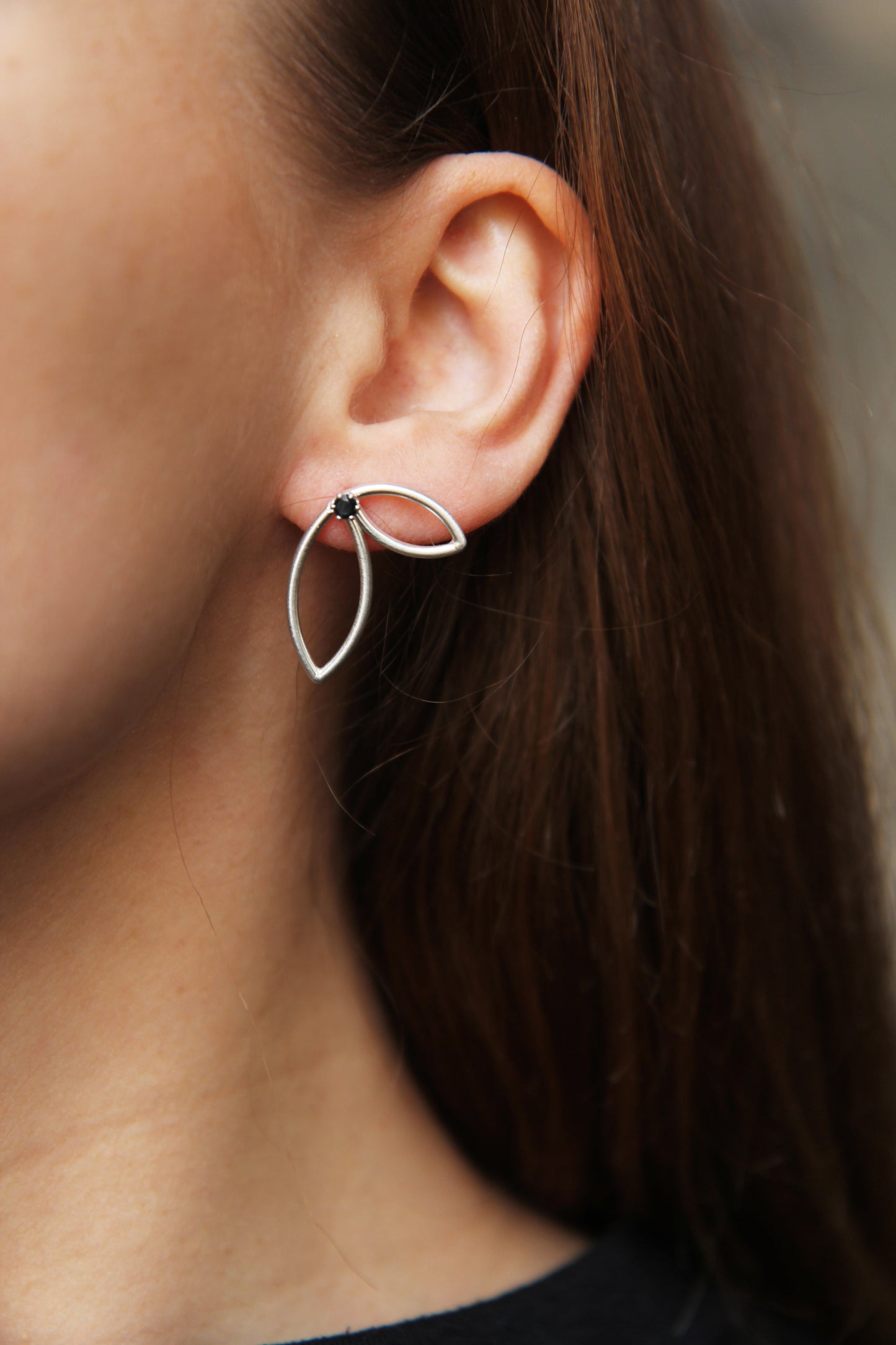 Botanical Silver Earrings With Zircon