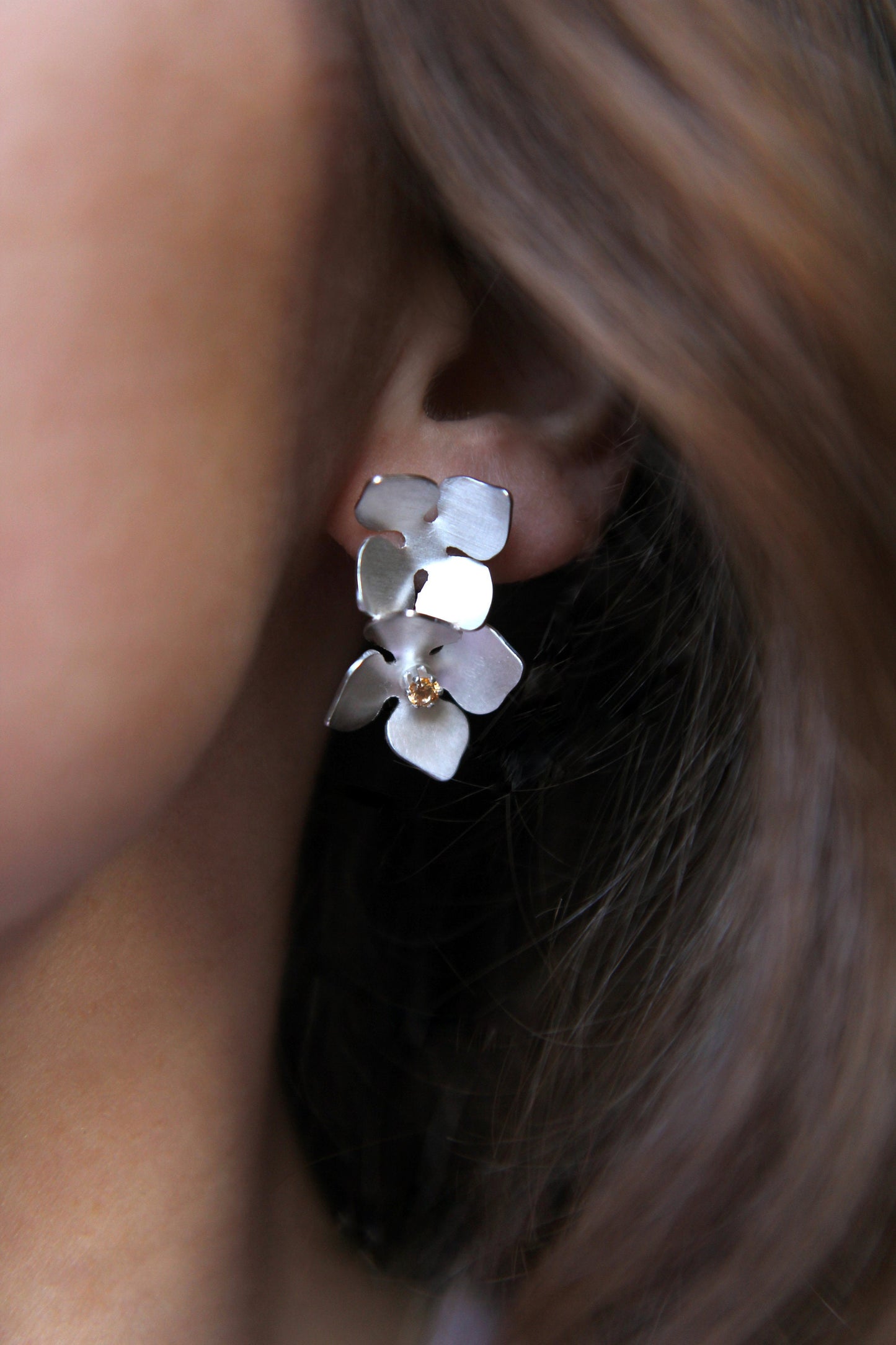 Silver Flower Stud Earrings With Zircon