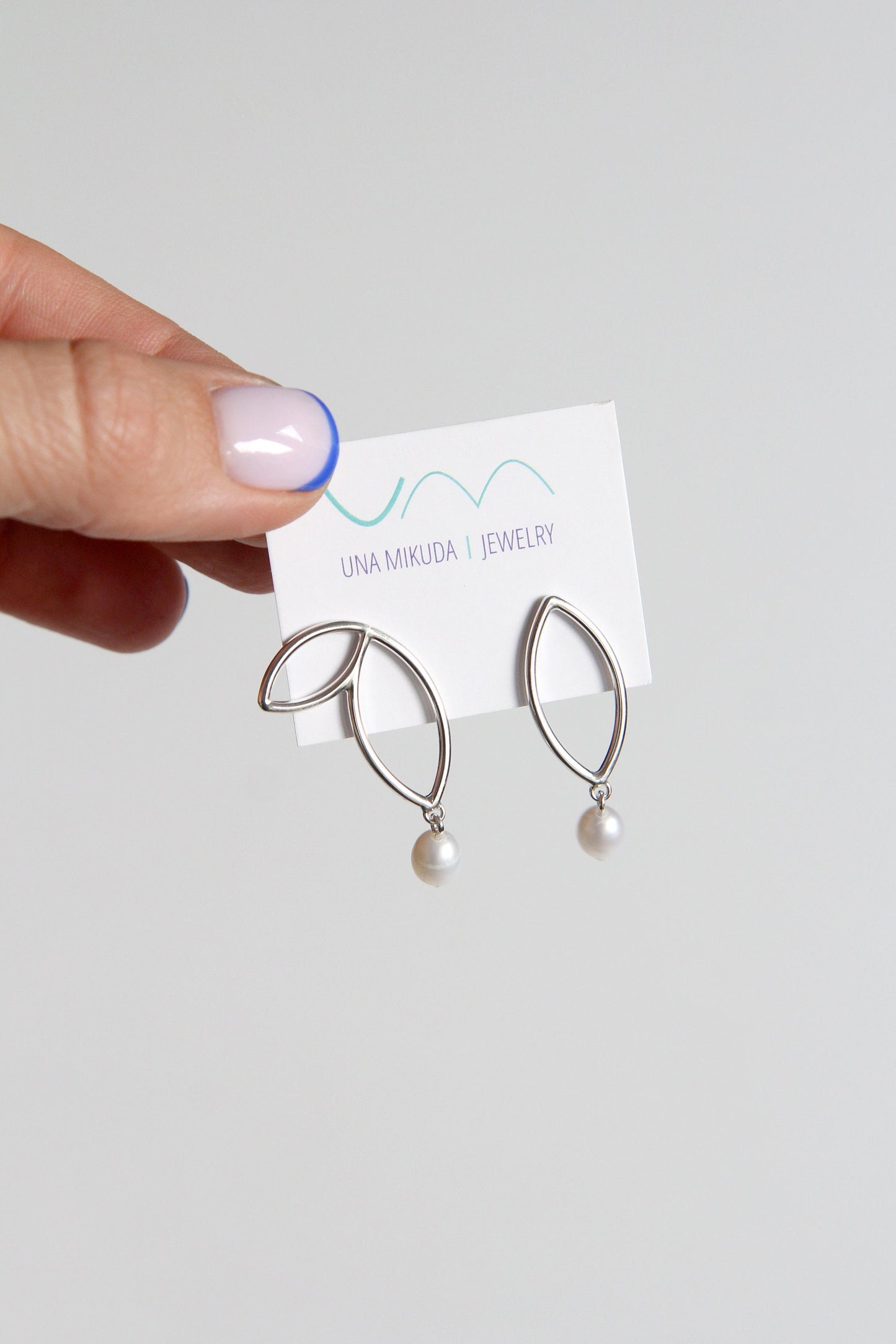 Botanical Silver Earrings With Pearl